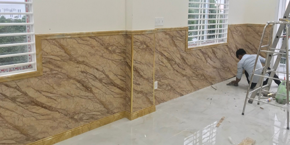 Không Gian Nội Thất Với Tấm Nhựa Giả Đá