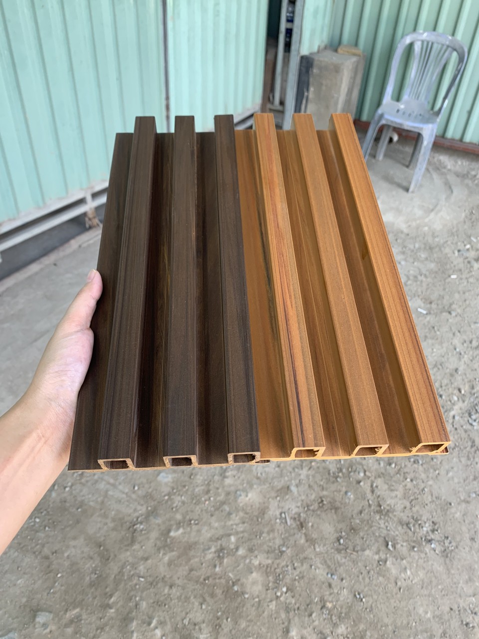 Trần Gỗ Nhựa Ngoài Trời Ưu Điểm Vượt Trội Cho Không Gian Ngoại Thất
