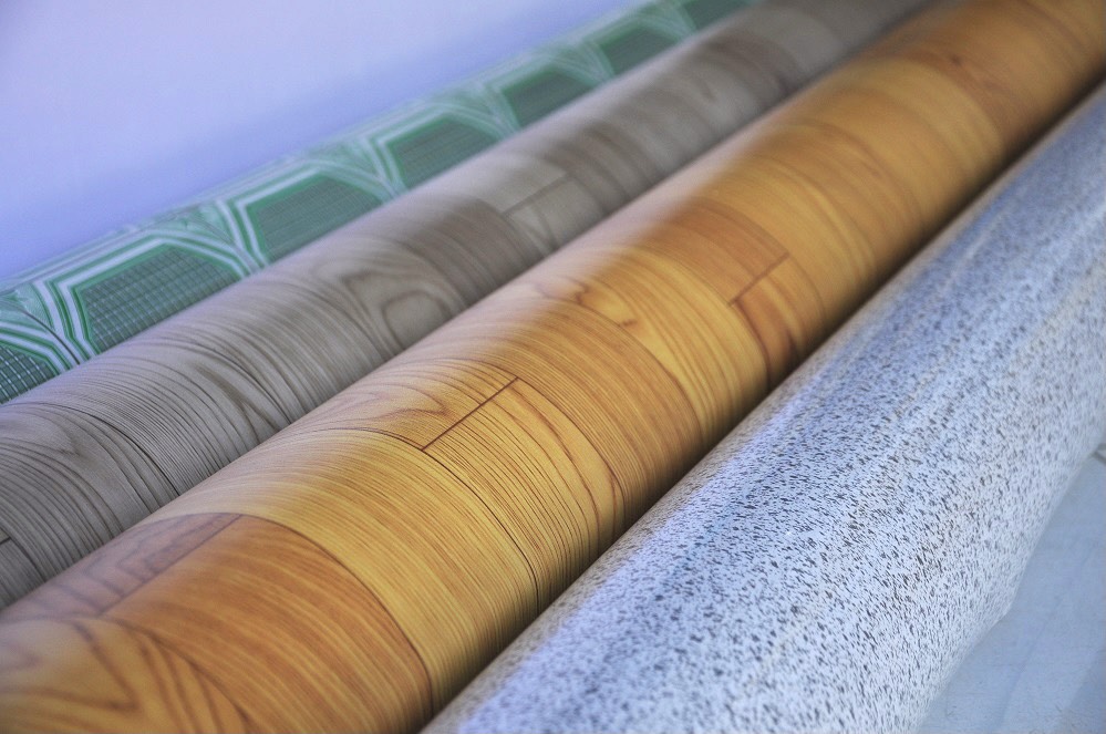 Tấm Simili Giả Gỗ: Giải Pháp Trang Trí Hiện Đại và Tiện Lợi