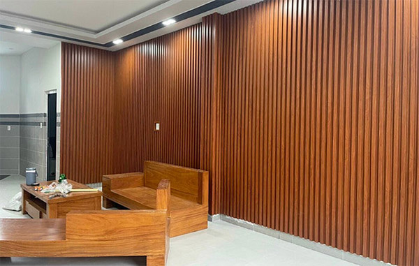 vach-nhua-gia-go-giai-phap-moi-cho-khong-gian-dep-va-ben-bi