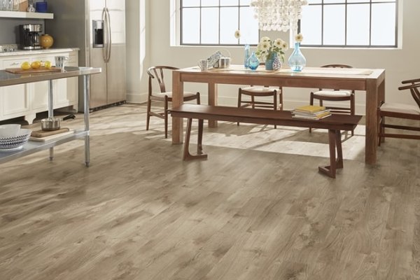Giá Sàn Nhựa Giả Gỗ Tự Dán Thấp Nhất Thị Trường