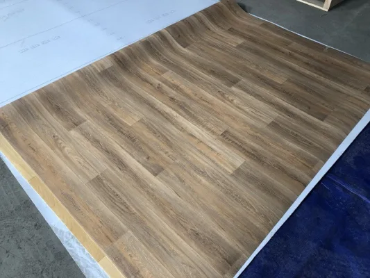 Tấm Vinyl Ốp Tường – Giải Pháp Trang Trí Hiện Đại Và Bền Đẹp