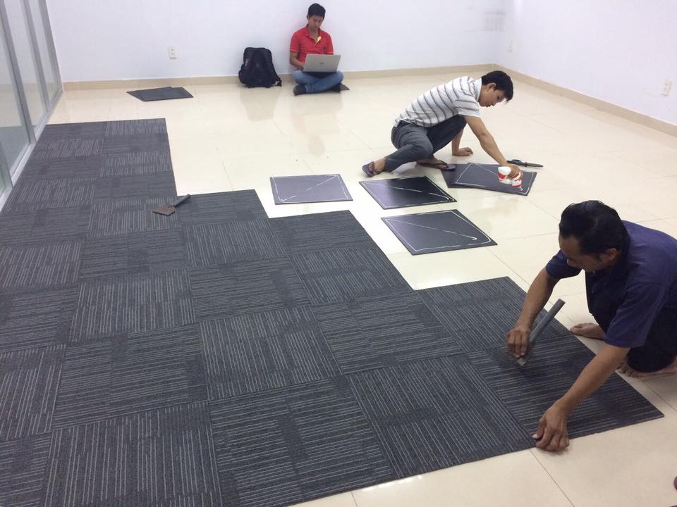 Sàn Nhựa Cuộn Giá Rẻ – Giải Pháp Tiết Kiệm Cho Không Gian Sống Sàn Nhựa Cuộn Giá Rẻ – Giải Pháp Tiết Kiệm Cho Không Gian Sống