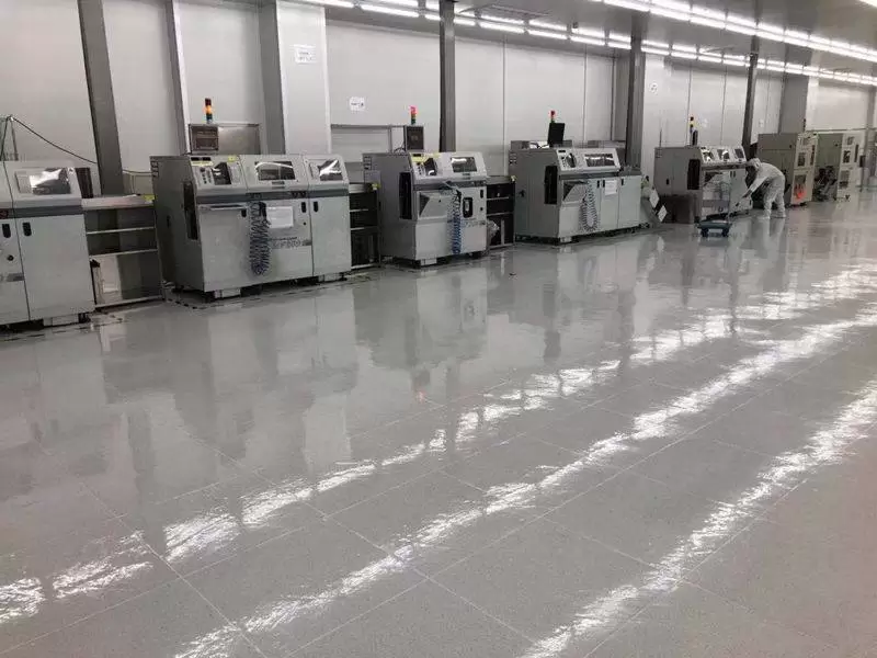 Sàn Vinyl Chống Tĩnh Điện – An Toàn Và Bền Đẹp Sàn Vinyl Chống Tĩnh Điện – An Toàn Và Bền Đẹp