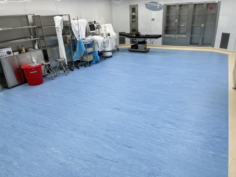 Sàn Vinyl Kháng Khuẩn – Giải Pháp An Toàn Cho Không Gian Sống Sàn Vinyl Kháng Khuẩn – Giải Pháp An Toàn Cho Không Gian Sống