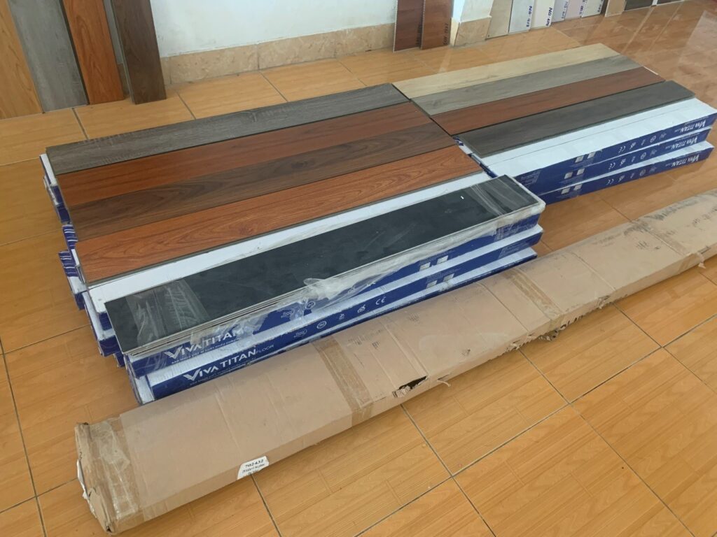 Tấm Vinyl Ốp Tường – Giải Pháp Trang Trí Hiện Đại Và Bền Đẹp Tấm Vinyl Ốp Tường – Giải Pháp Trang Trí Hiện Đại Và Bền Đẹp