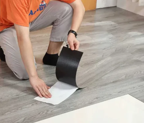 Sàn Nhựa Dán Keo: Giải Pháp Lát Sàn Tiện Lợi và Hiệu Quả